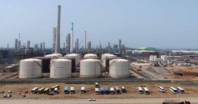 U.S. imposes sanctions on Chinese 'teapot' refinery for buying Iranian oil